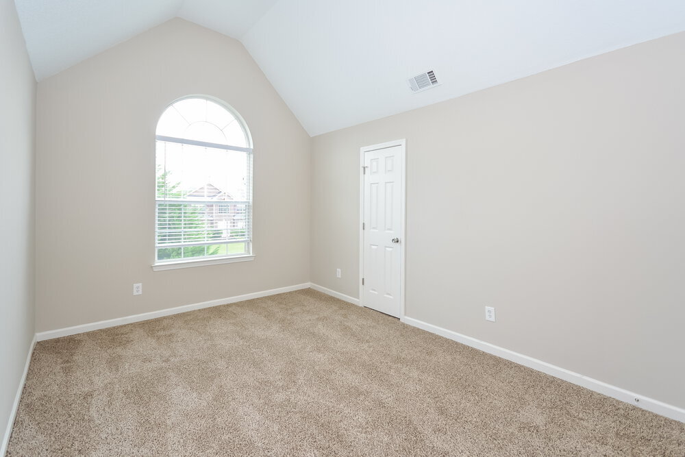 Building Photo - 255 Hillside Oak Ln
