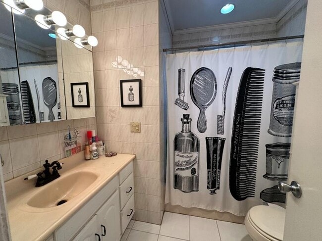 Building Photo - 2 bedroom in BROOKLYN NY 11226