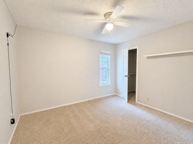 Building Photo - 3529 Cedar Ridge Ln