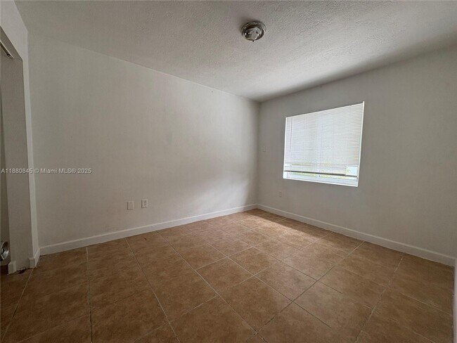 Building Photo - 8045 NE 1st Ave