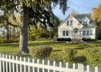 Building Photo - Charming 3-Bedroom, 2-Bathroom Williams Bay Home with Spacious Attic