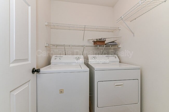 Building Photo - 7159 Marlin St