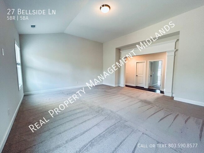 Building Photo - 27 Bellside Ln