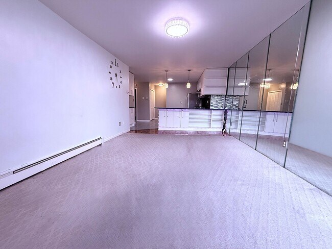 Building Photo - 1310 84th St