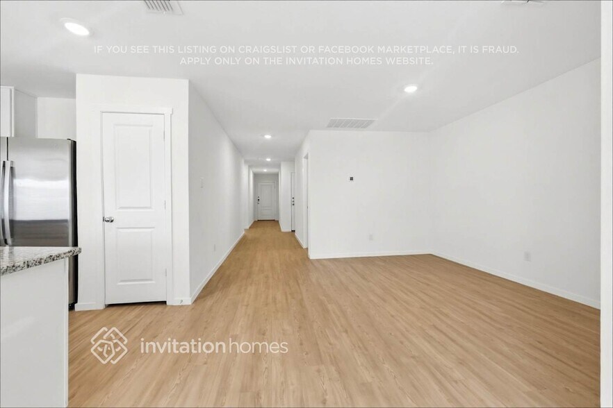 Building Photo - 5121 Hidden Treasure Ln