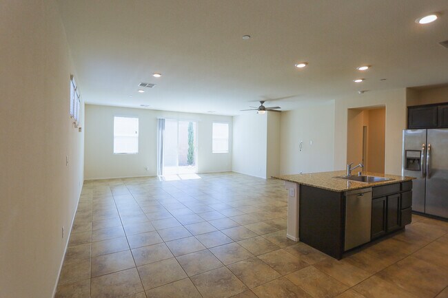 Building Photo - 1294 Luna del Oro Ln