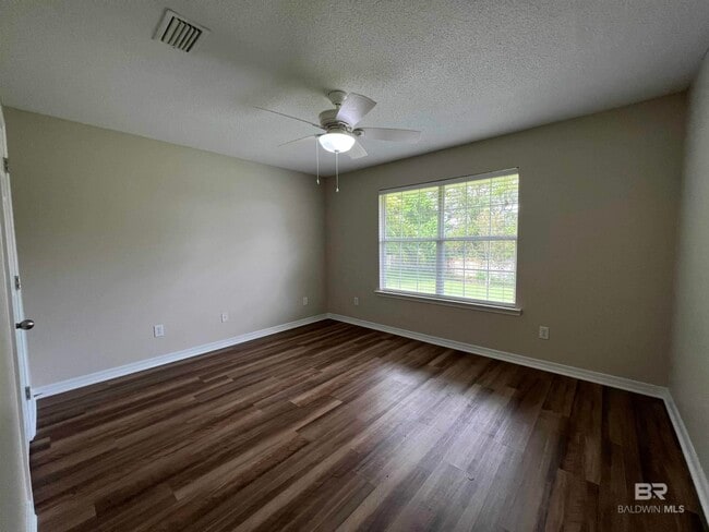 Building Photo - 27733 Bay Branch Dr