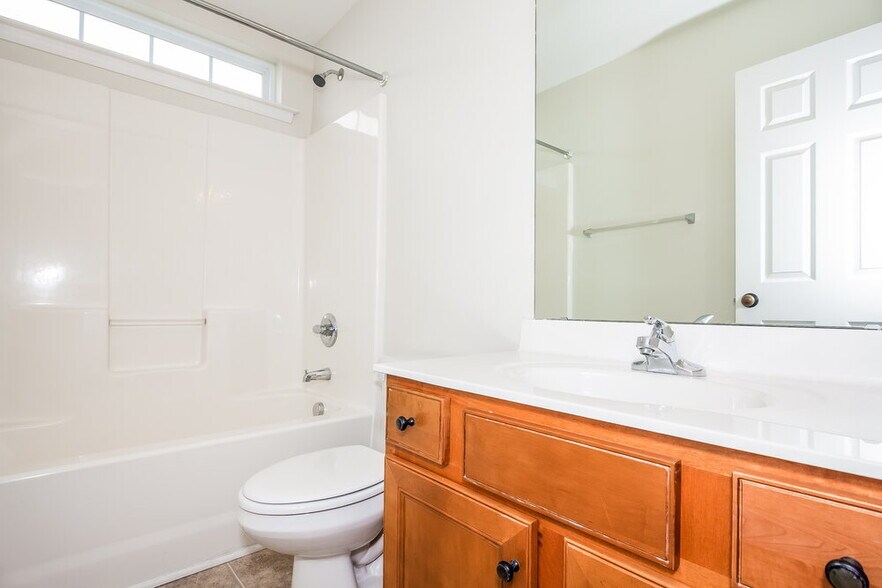 Building Photo - 9572 Turning Wheel Dr