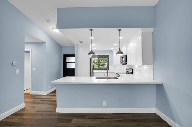 Building Photo - 2840 Casa Way