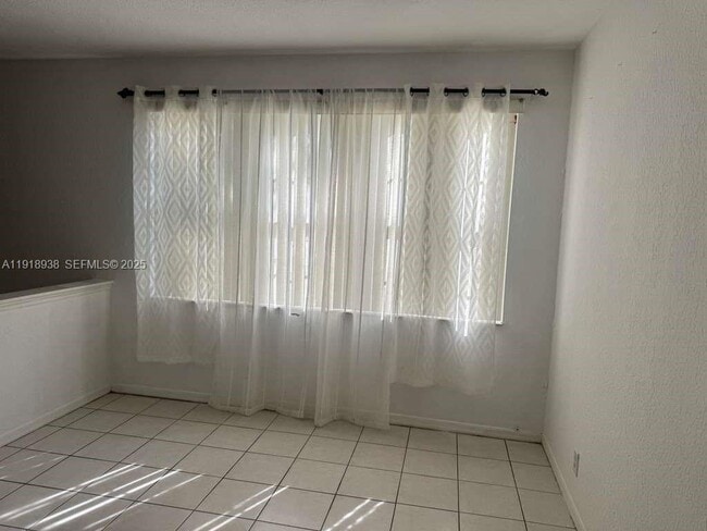 Building Photo - 3970 NW 90th Way