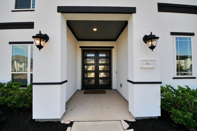 Building Photo - 4914 Olive Province Ln