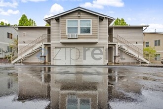 Building Photo - 15060 NW Central Dr