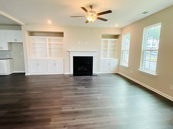 Building Photo - 4315 Magpie Dr