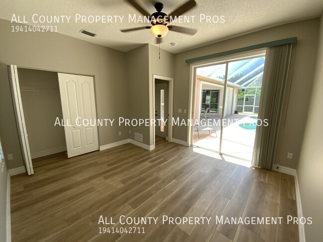 Building Photo - 1030 Bayshore Dr