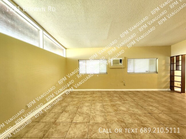 Building Photo - 1221 Berwyn Rd