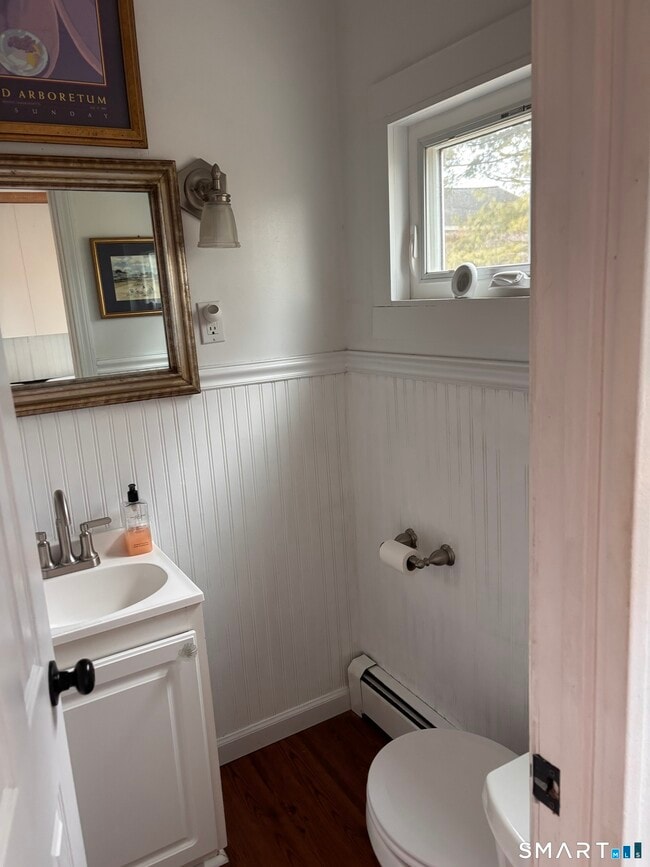 Building Photo - 11 Uncas Rd