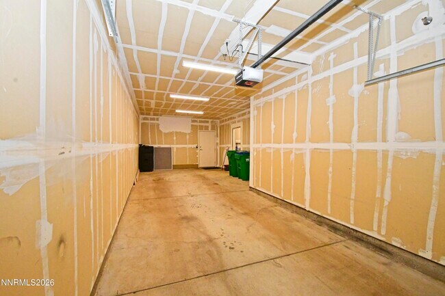 Building Photo - 17000 Wedge Pkwy