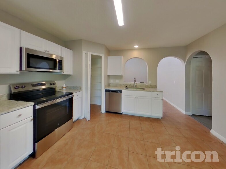 Building Photo - 3005 Whispering Trails Dr