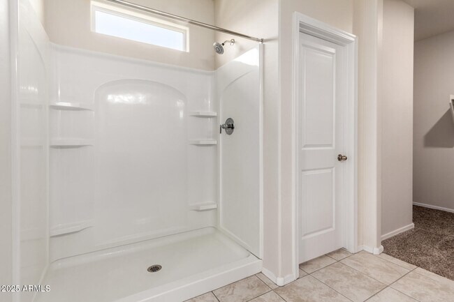 Building Photo - 1925 W Pima Ave