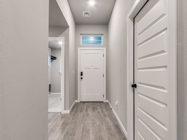 Building Photo - 1ST MONTH FREE