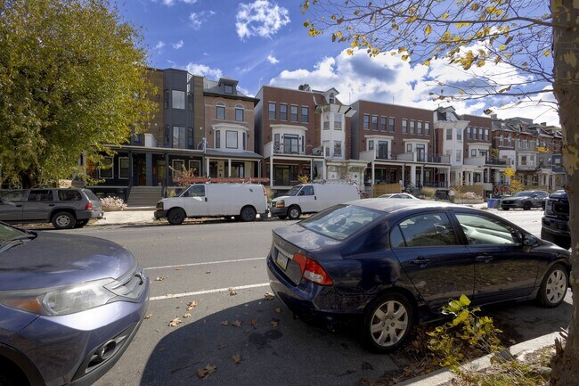 Building Photo - 1925 N 32nd St