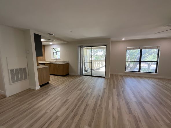 Building Photo - 11843 Braesview, 502