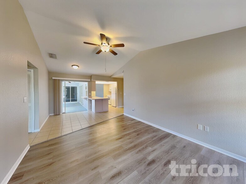 Building Photo - 26429 Asuncion Dr