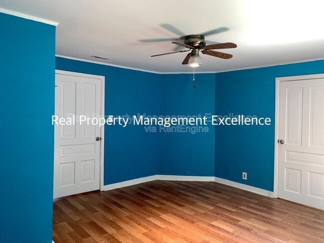 Building Photo - 278 Hill St