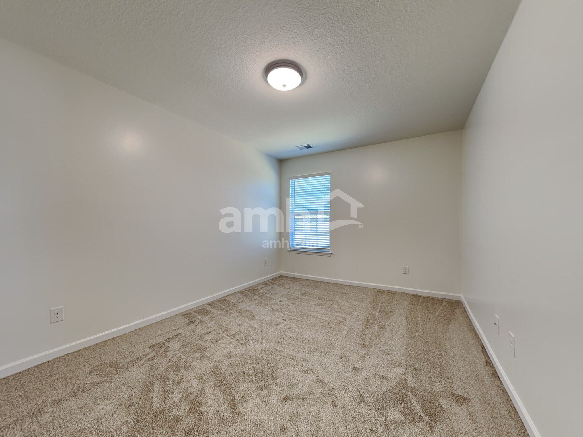 Building Photo - 2578 Cottonwood Dr