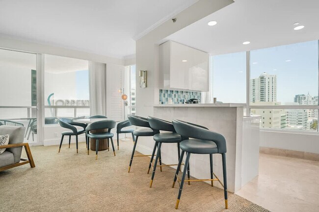 Building Photo - 4401 Collins Ave