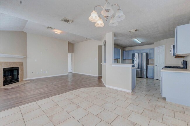 Building Photo - 3434 Fiorella Way