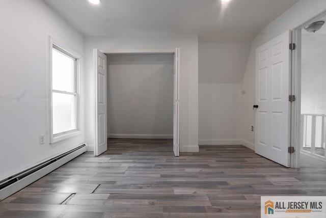 Building Photo - 410 Chadwick Ave