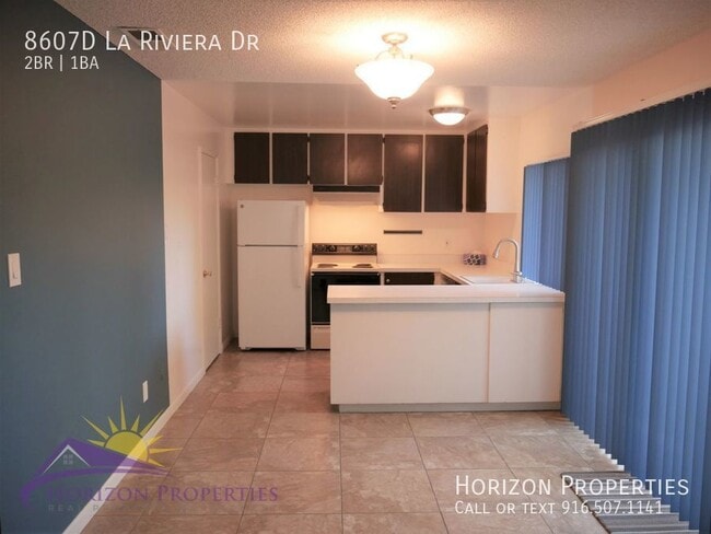 Building Photo - 8607 La Riviera Dr