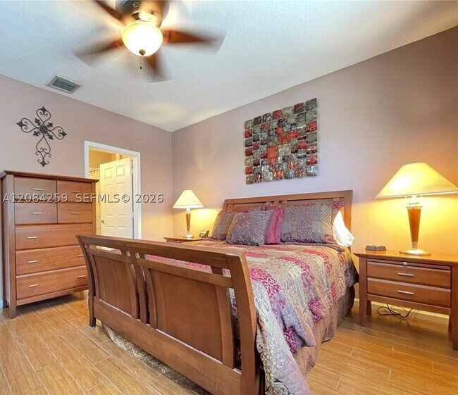Building Photo - 4400 SW 160th Ave