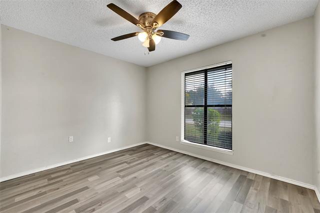 Building Photo - 3113 Peachtree Ln