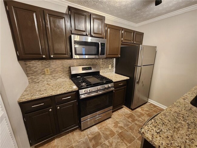 Building Photo - 1411 Keys Crossing Dr NE