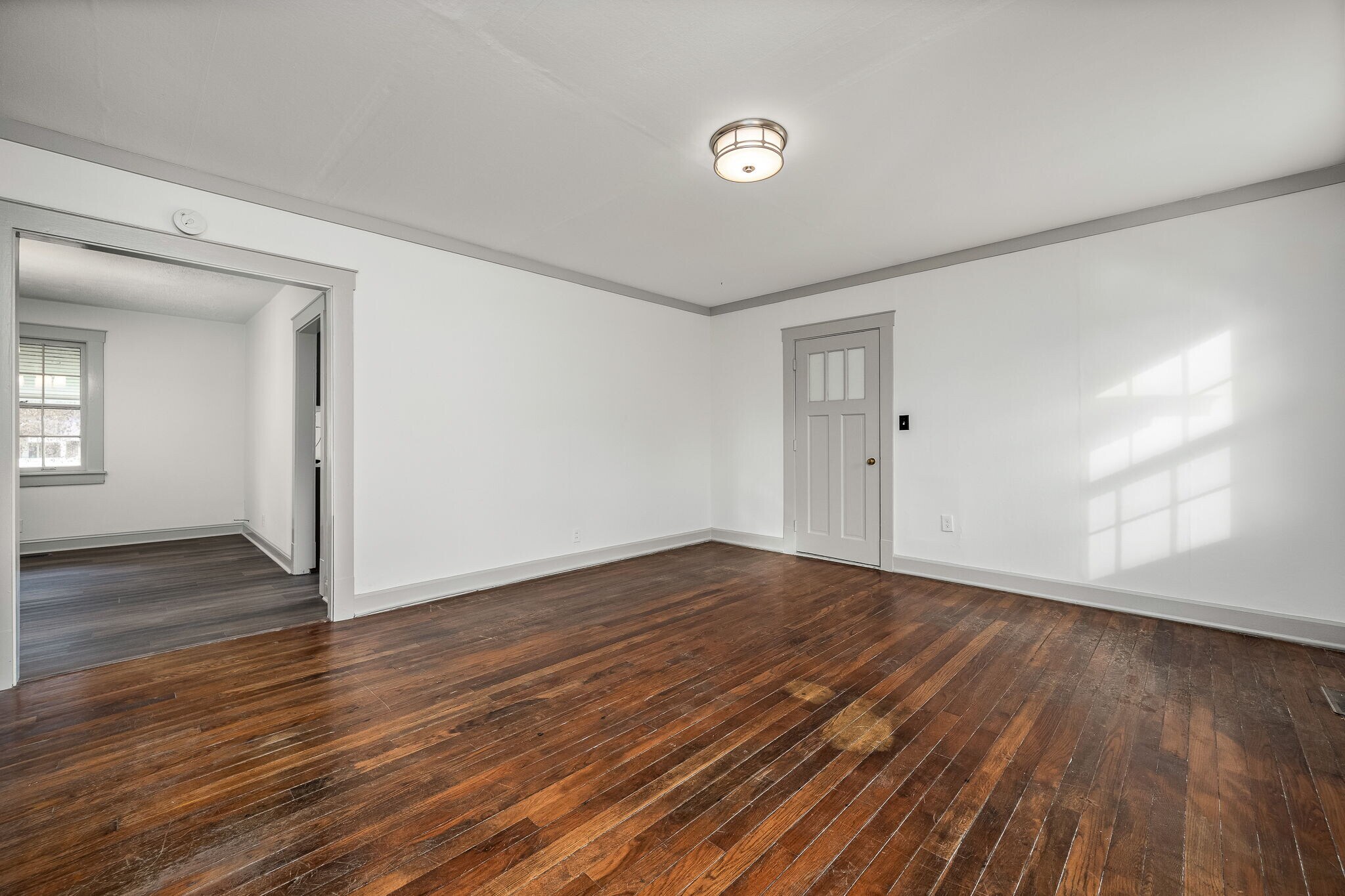 Building Photo - 308 1st Ave
