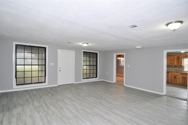Building Photo - 237 S 13th St
