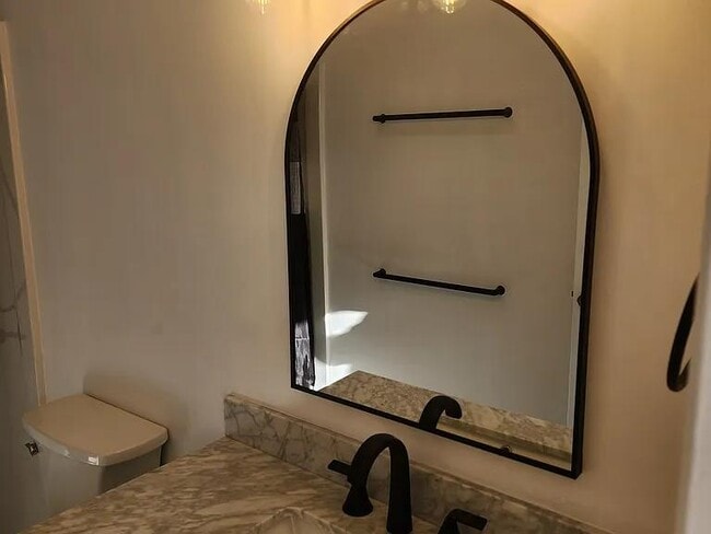 Building Photo - 5383 Manauwea St