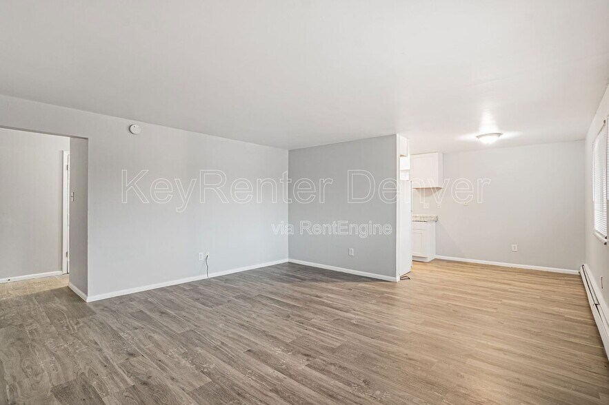 Building Photo - 1280 Zephyr St