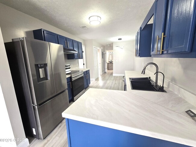 Building Photo - 9022 Houston St