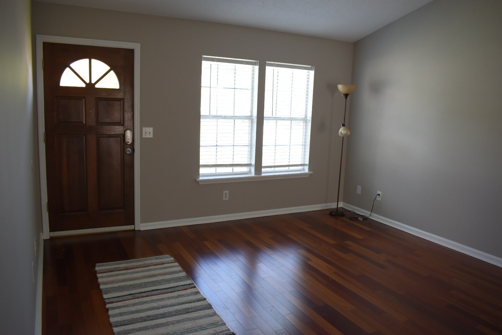Building Photo - 4824 Weybridge Ln