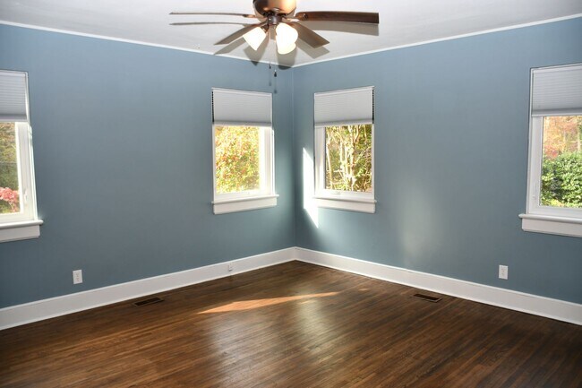 Building Photo - HERE SHE IS!!!