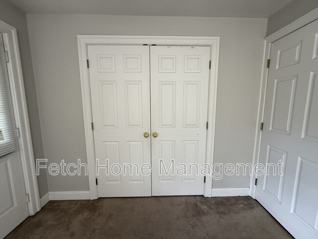 Building Photo - 243 Old Leacock Rd