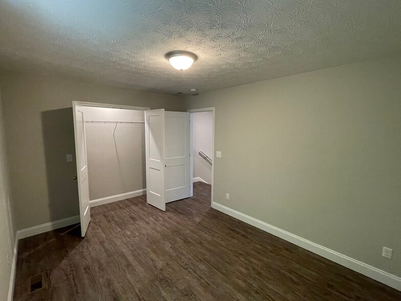 Building Photo - 2005 S Kentucky Ave