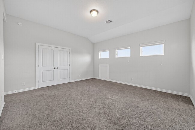 Building Photo - 16114 Sydneyann Dr