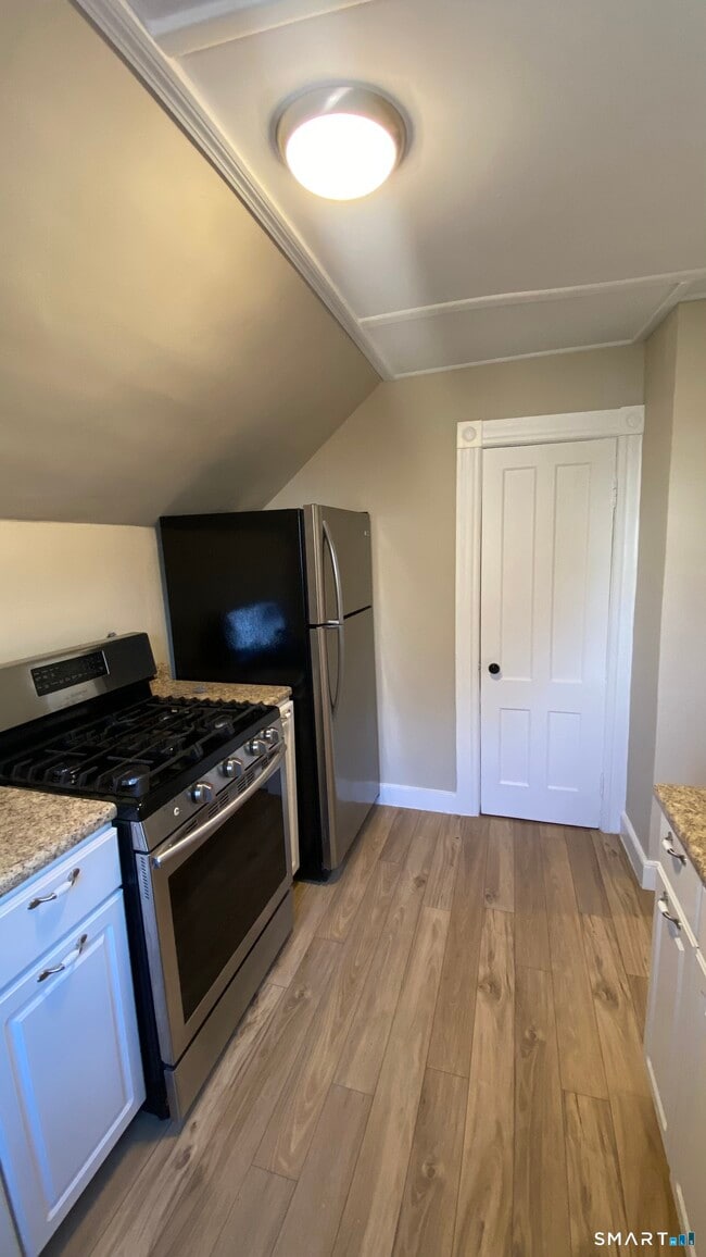 Building Photo - 88 Belleview Ave