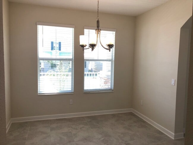 Building Photo - Just Listed!  3/2.5 Located In Beautiful P...