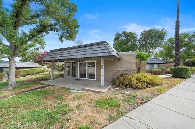 Building Photo - 22400 Canyon Club Dr