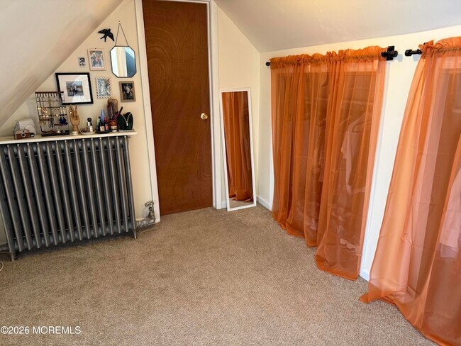 Building Photo - 410 Fifth Avenue Unit 2R